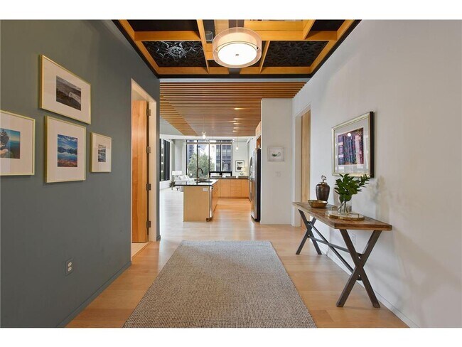 Building Photo - 750 S 2nd St