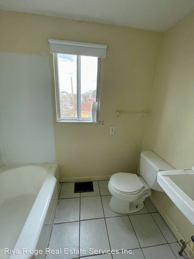 Building Photo - 2 br, 1 bath House - 622 Minnesota St