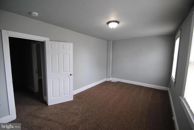 Foto del edificio - 205 Jones Ave