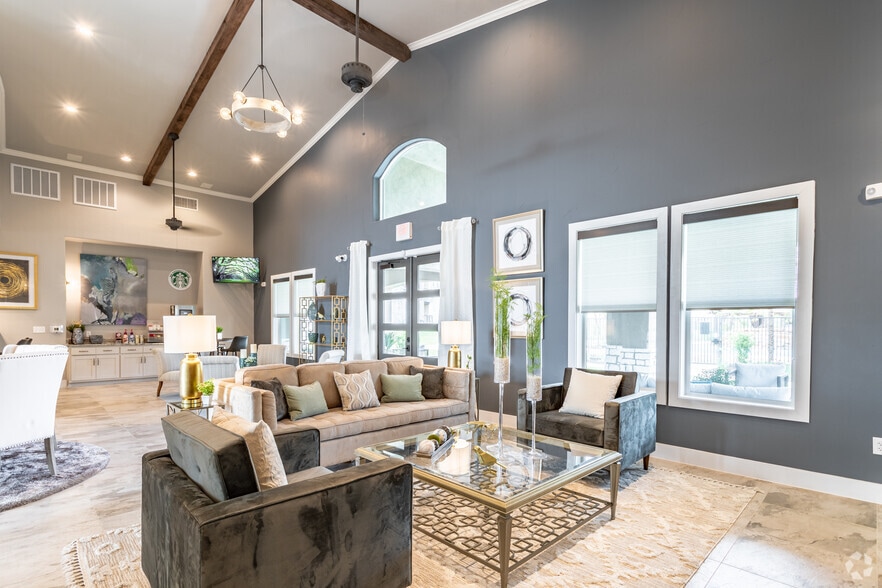 Paragon Westover Hills