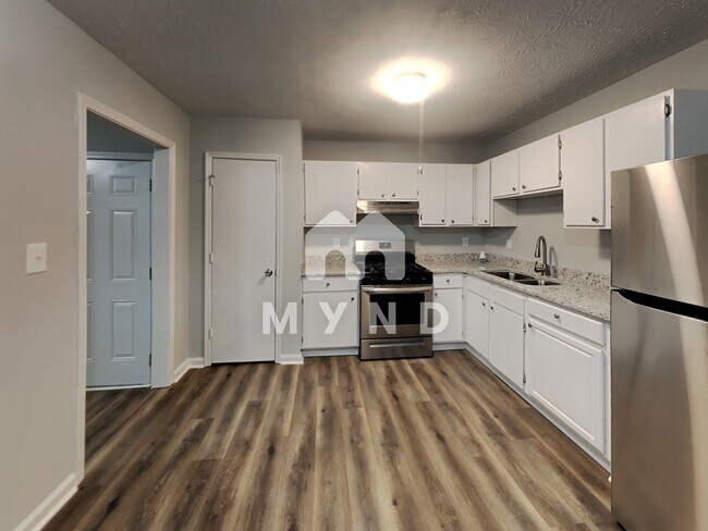 Foto del edificio - 2310 Ramblewood Cir