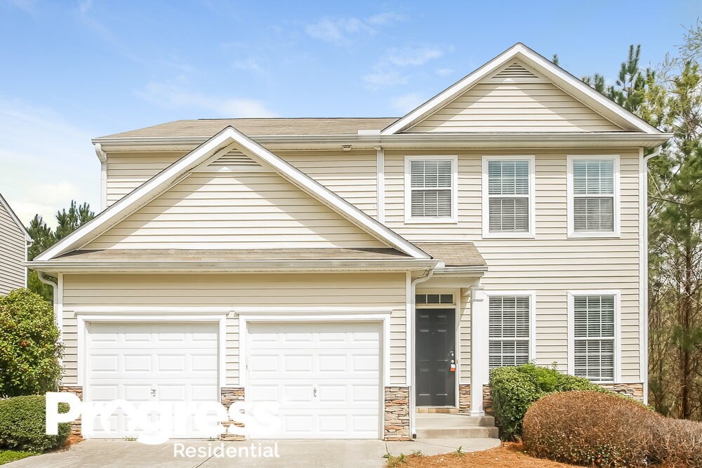 Foto principal - 7038 Hillcrest Chase Ln