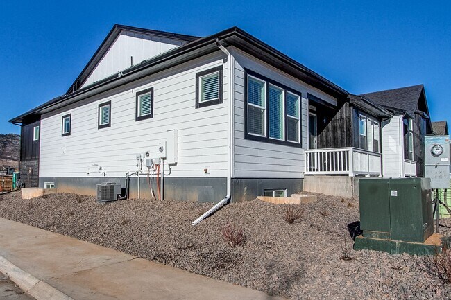 Building Photo - Beautiful 3 BR/3 BA New Build in Littleton!!