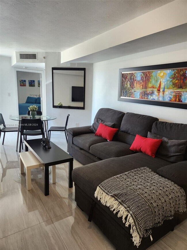 Foto del edificio - 102 SW 6th Ave