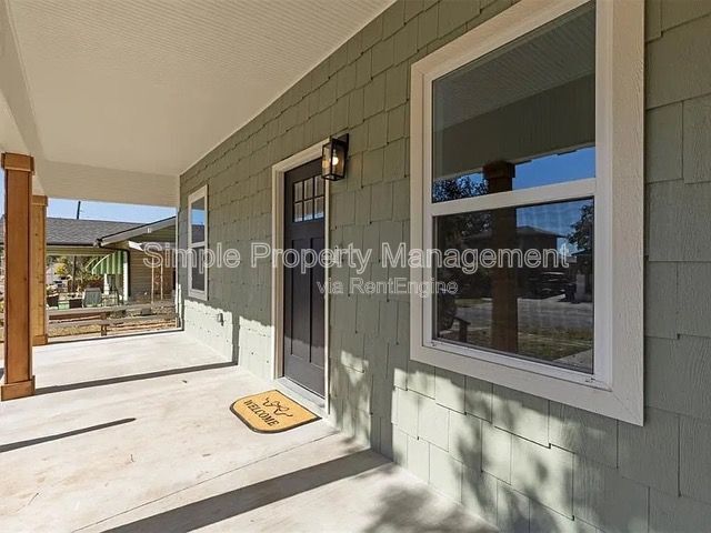 Foto del edificio - 1951 NW 11th St