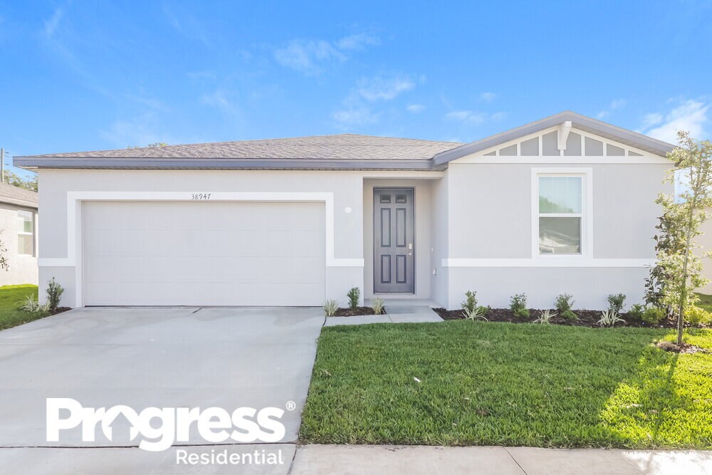 38947 Harlow Rose Dr, Zephyrhills, FL 33540 House Rental in