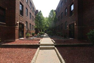 Building Photo - 3834.5 N Fremont St