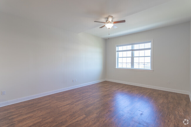 Living Room - Summerton Place