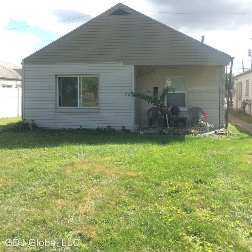 Primary Photo - 1773 W Mound St
