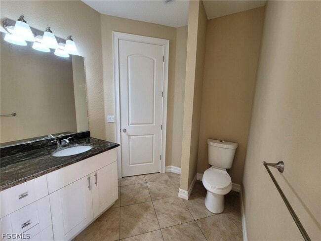 Foto del edificio - 704 Magnolia Ave