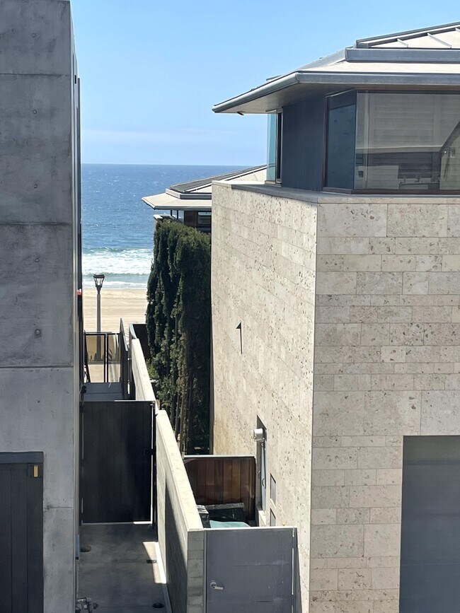 Foto del edificio - 1812 Ocean Dr