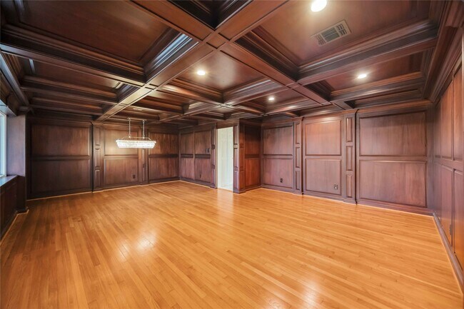 Foto del edificio - 4031 Fernwood Dr