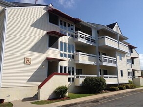 Building Photo - 1100 Possum Trot Rd