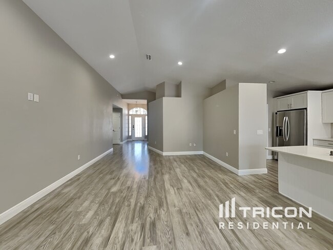 Building Photo - 11002 Millbury Ct