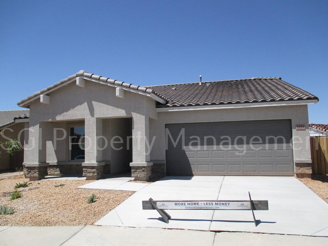 Primary Photo - 1053 Greyhawk Loop