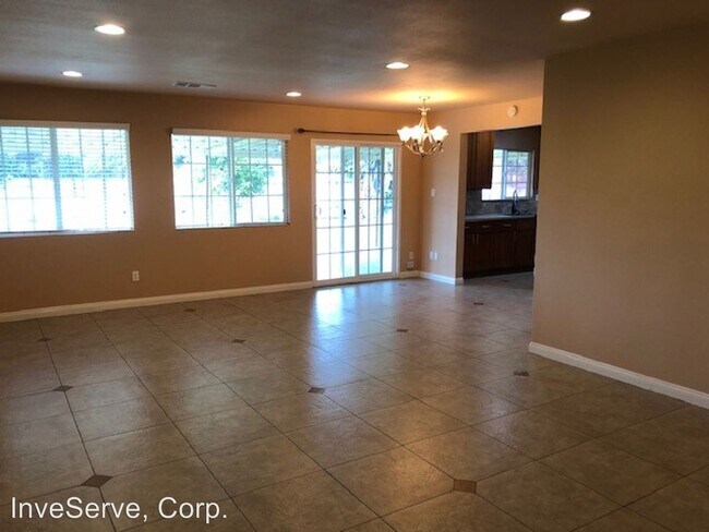 Building Photo - 3 br, 2 bath House - 1543 S. GRANDRIDGE AVE.