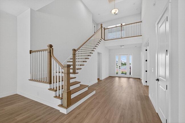 Foto del edificio - 9288 Crestview Cir