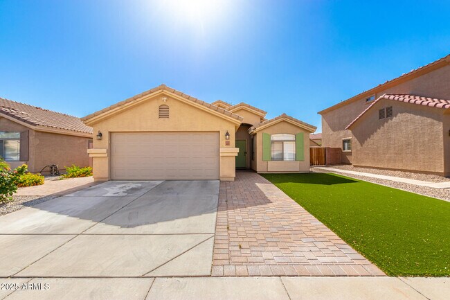 Foto del edificio - 4410 N 124th Ave