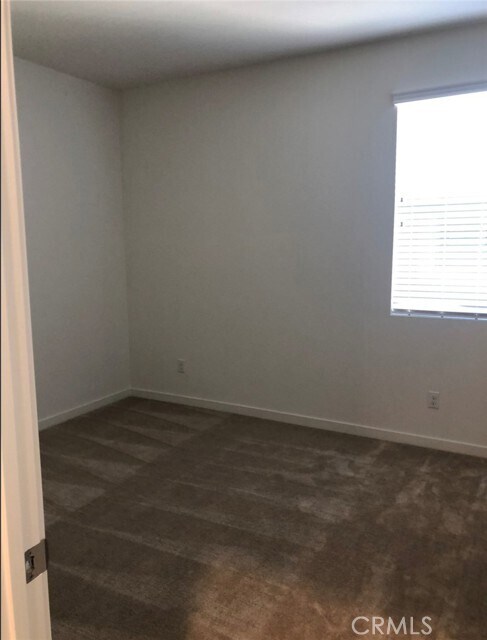 Building Photo - 13849 Farmhouse Ave