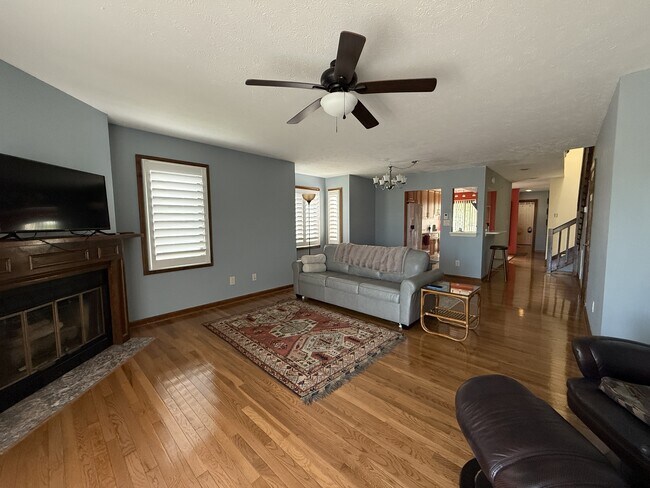 Foto del edificio - 4016 Fairway Lakes Dr