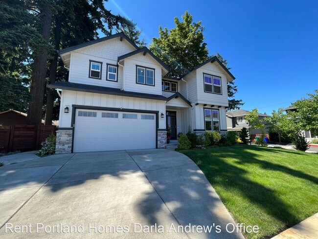 Foto del edificio - 4 br, 2.5 bath House - 15654 NE Clackamas Ct.