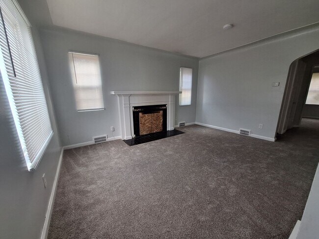 Foto del edificio - Charming 3 bedroom brick bungalow