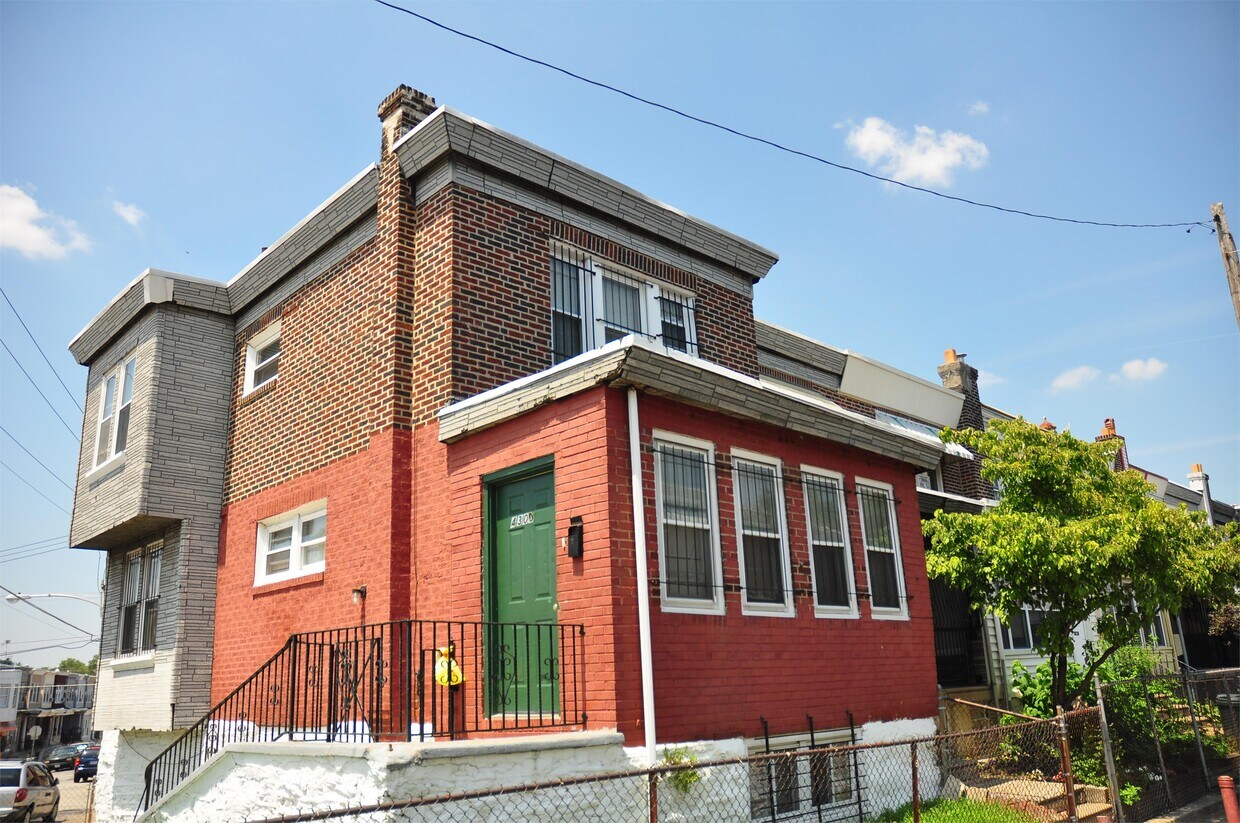 Foto principal - 4300 N Fairhill St