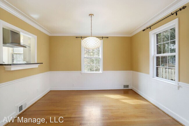 Building Photo - 3 br, 1.5 bath House - 304 Greenwich Ln