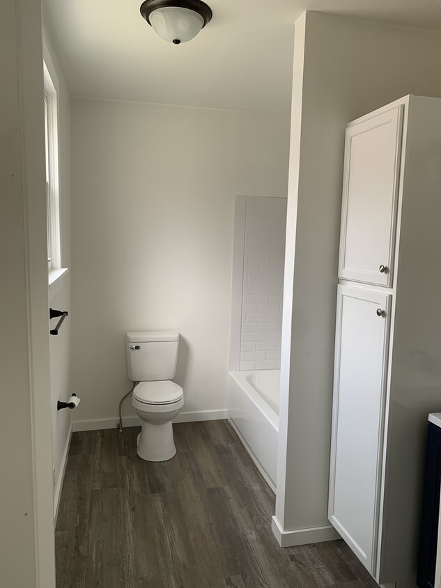 Building Photo - 132 Turner Ln