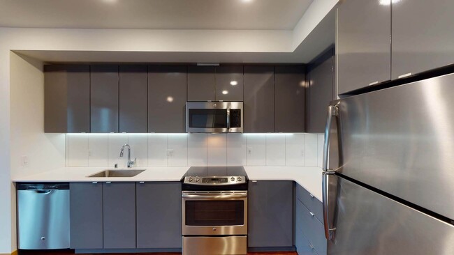 Interior Photo - CityLine