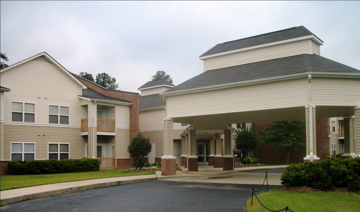 Building Photo - Cedar Trace Landing