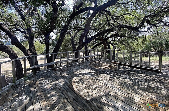 Foto del edificio - 1312 W Avenue D