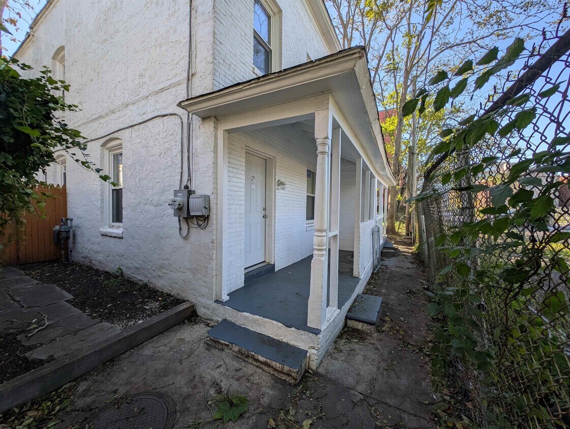 Foto principal - 902 Westcoat Pl