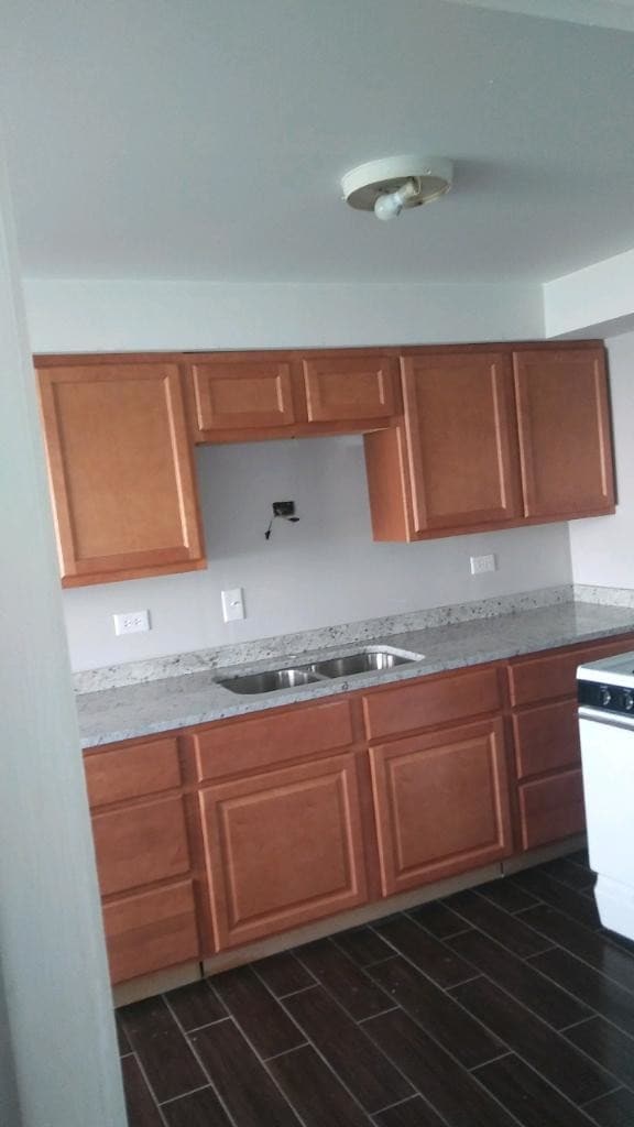 10380 Michael Todd Terrace, Glenview, IL 60025 Apartments in Glenview