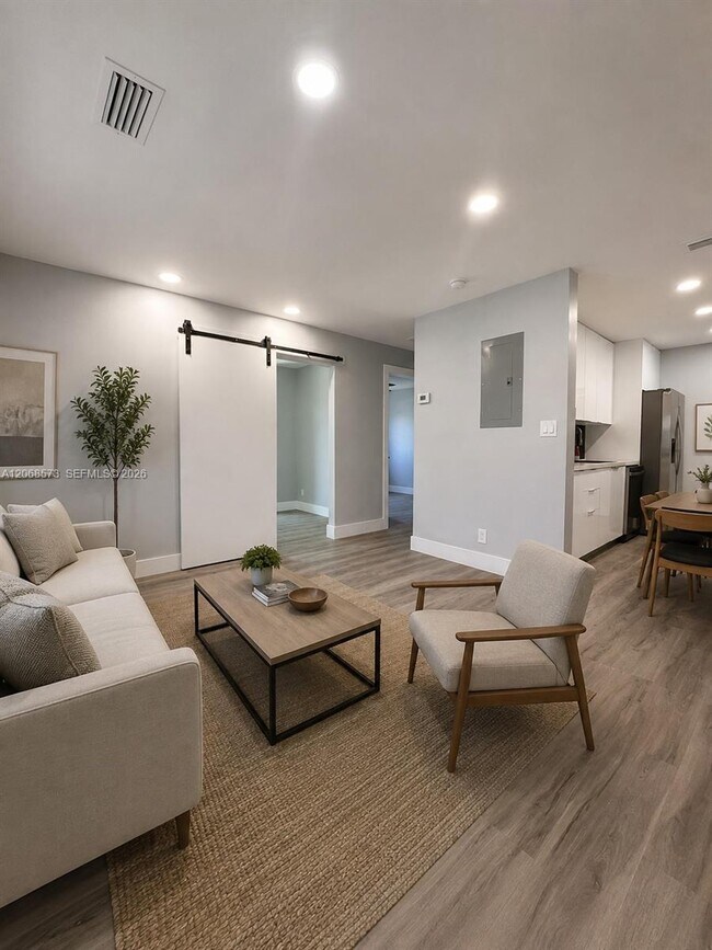Foto del edificio - 2865 NE 13th Ave