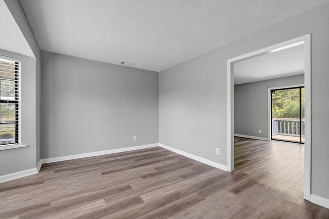 Foto del edificio - 27 Sierra Rd