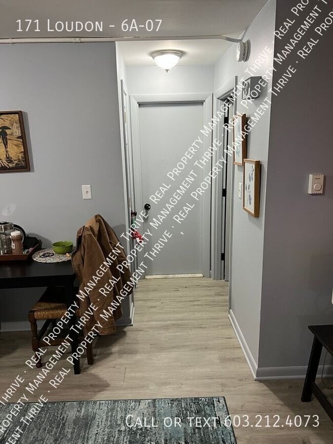 Building Photo - 171 Loudon-6A-07