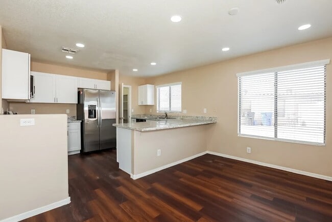 Foto del edificio - 10821 E Arcadia Ave