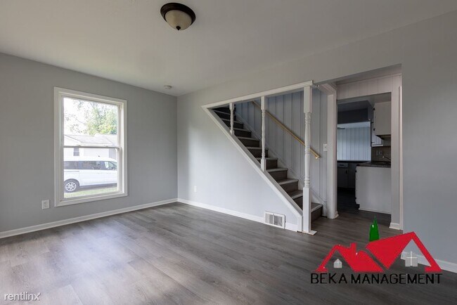 Foto del edificio - 3 br, 1 bath House - 6809 Gilman St