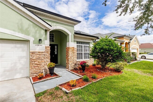 Building Photo - 13646 Hawk Lake Dr