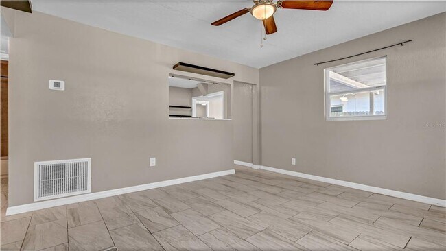 Foto del edificio - 4529 73rd St N