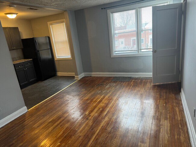 Foto del edificio - 1422 Dartmouth Ave