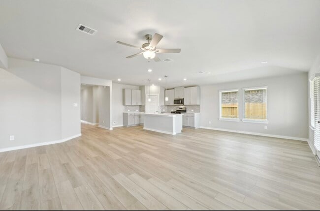 Building Photo - 3415 Zilker Ln