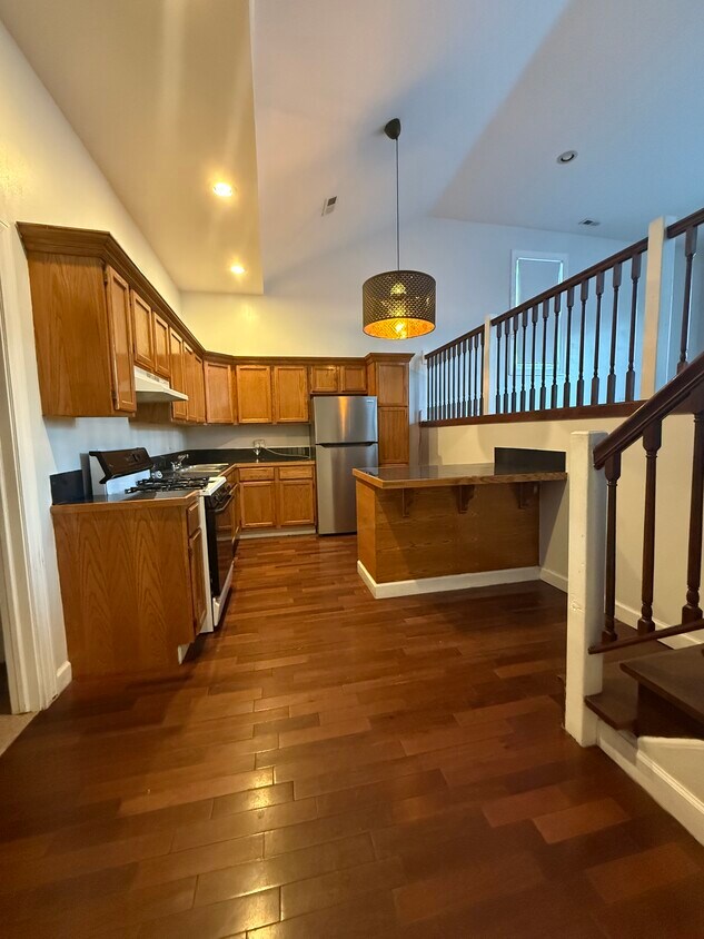 Foto principal - 1647 S Throop St