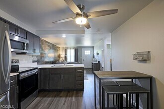 Building Photo - 2184 Arden St