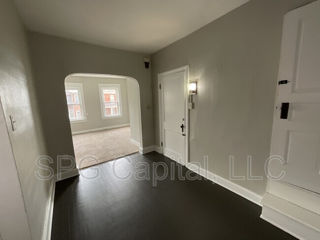 Foto del edificio - 124 York St