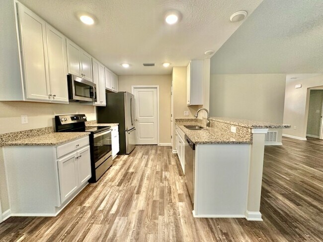 Foto del edificio - 6006 Colton Blaine Ct