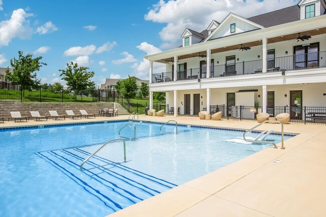 Building Photo - Southaven at Commonwealth