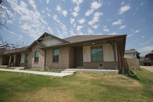 Foto del edificio - 11520 Keystone Cir