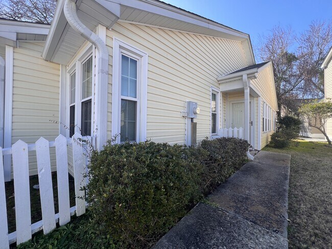 Foto del edificio - 117 Whitehaven Ct